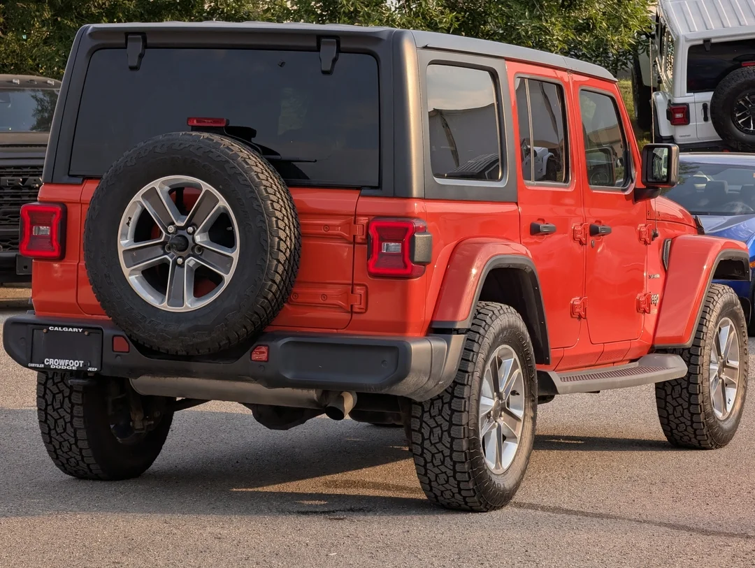 Used 2020 punk n metallic Jeep Sahara - - 4x4 - Leather Seats - Freedom Top - Remote Start & More! image 8