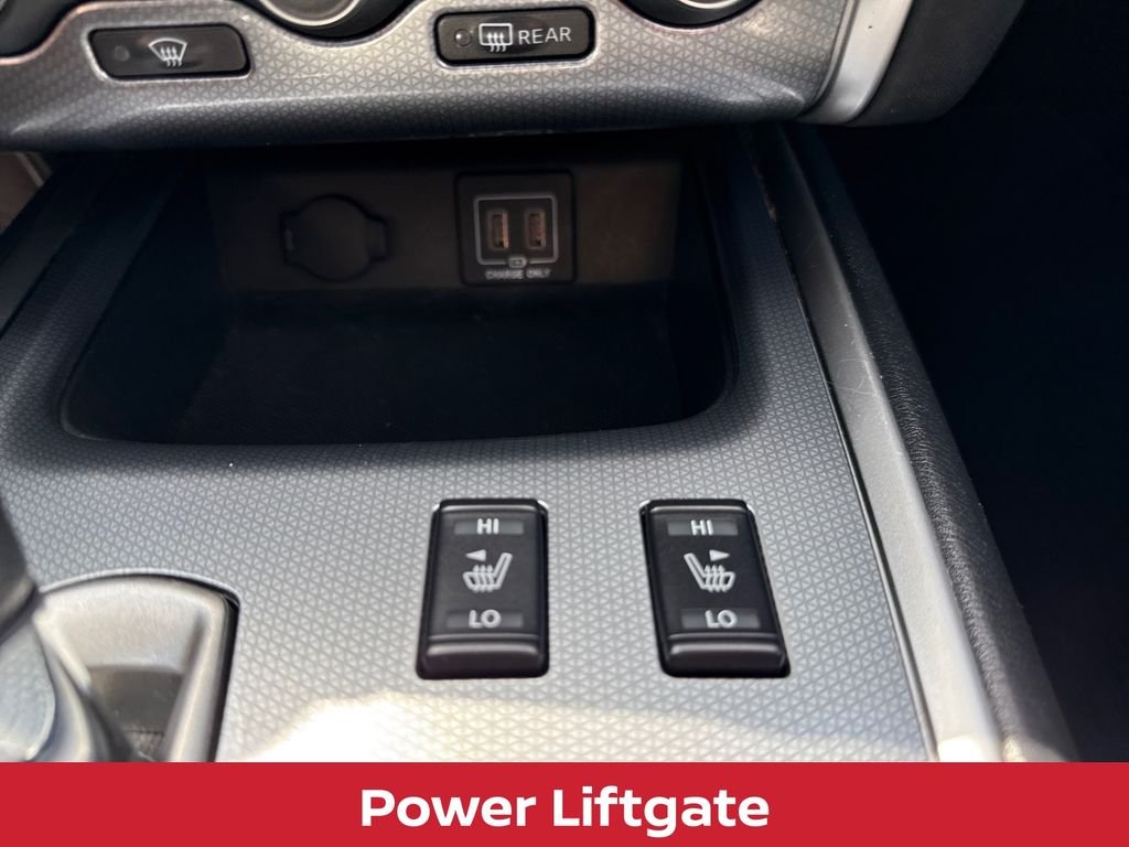 Used 2018 Magnetic Black Nissan SL V6 PREMIUM w/DUAL SUNROOF & 3rd ROW SEAT image 13