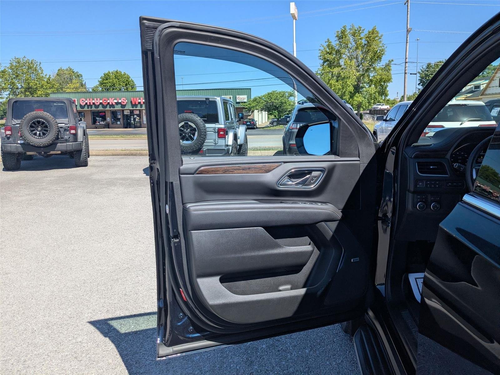 Used 2023 Midnight Blue Metallic Chevrolet Premier image 10