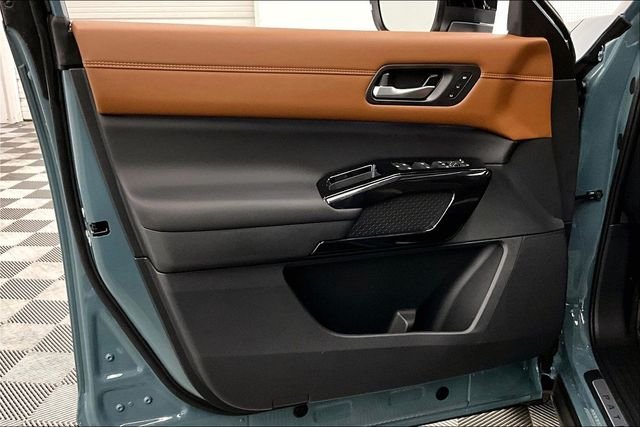New 2026 Baltic Teal Nissan Platinum image 33