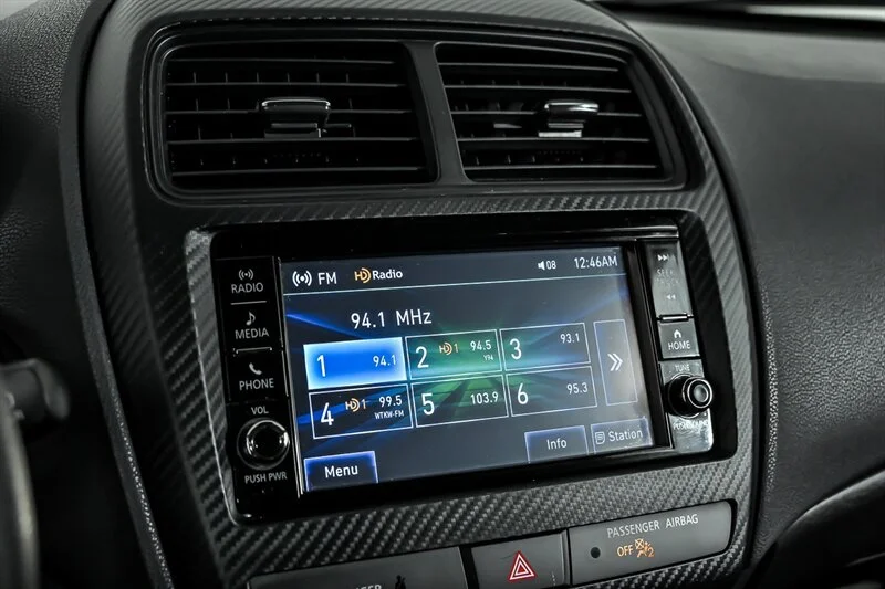 2022 Mitsubishi Outlander Sport ES - Photo 24