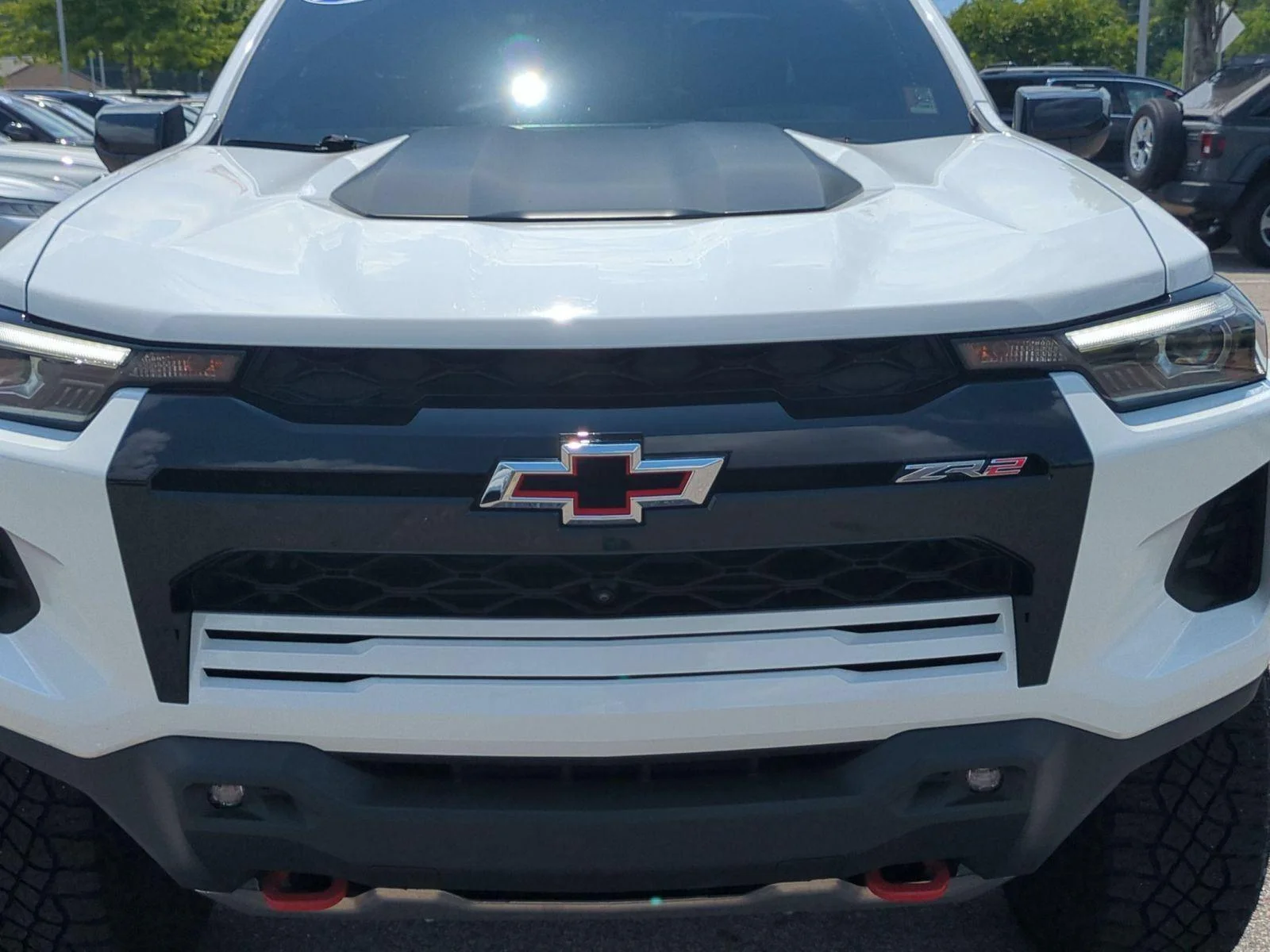 Used 2024 Summit White Chevrolet 4WD ZR2 image 14