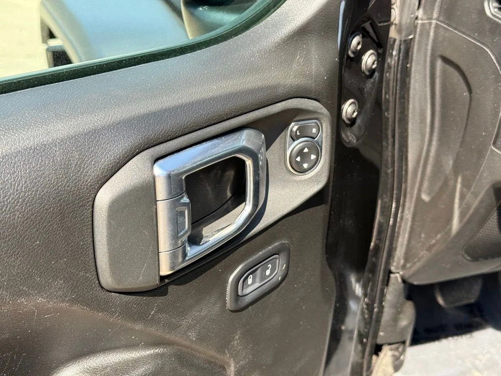 Used 2024 Black Jeep Sport S image 11