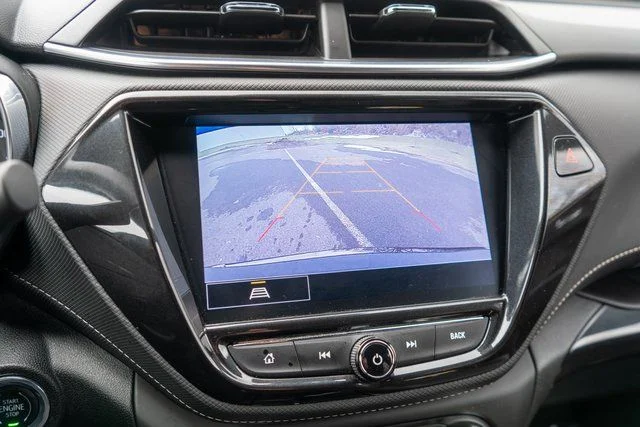 Used 2023 Yellow Chevrolet ACTIV image 28