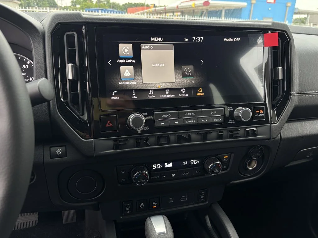 New 2026 Boulder Gray Pearl Nissan Crew Cab SV image 15