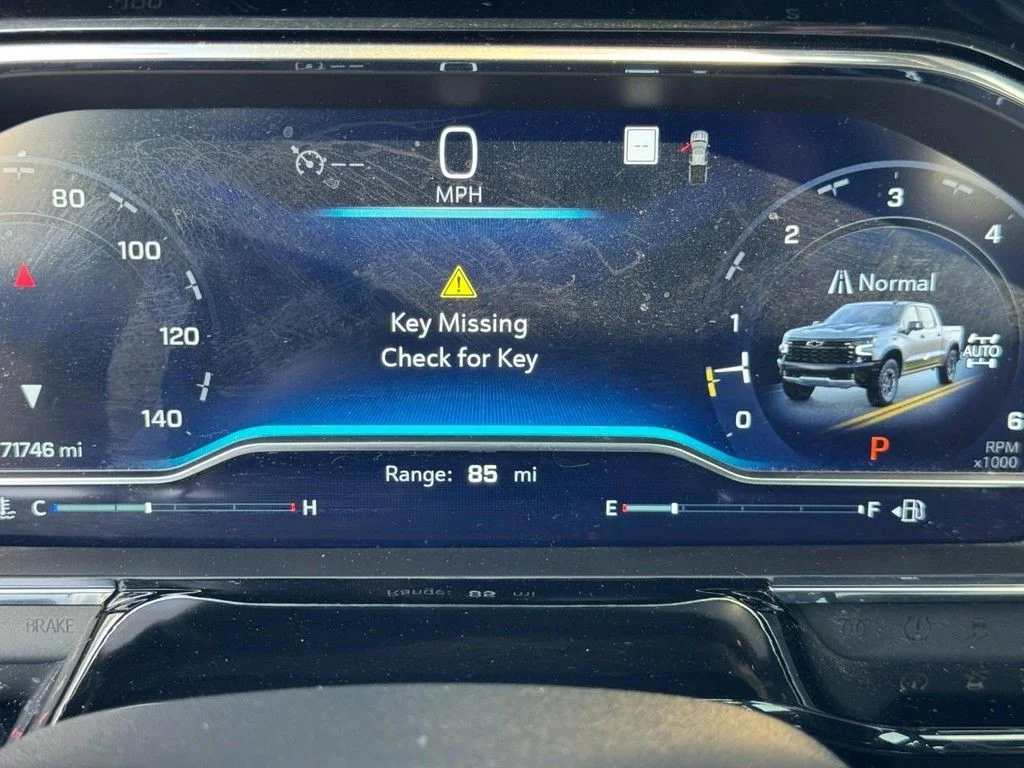 Used 2023 Beige Chevrolet ZR2 image 20