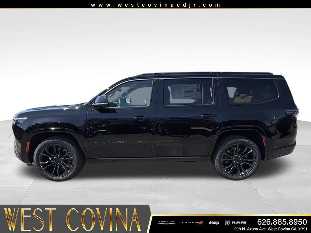 New 2026 High Gloss Black Exterior Paint Jeep Summit Reserve image 12