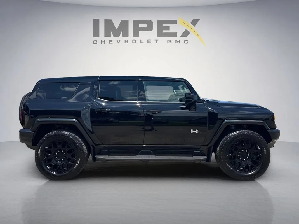 Used 2025 Void Black GMC 2X image 7
