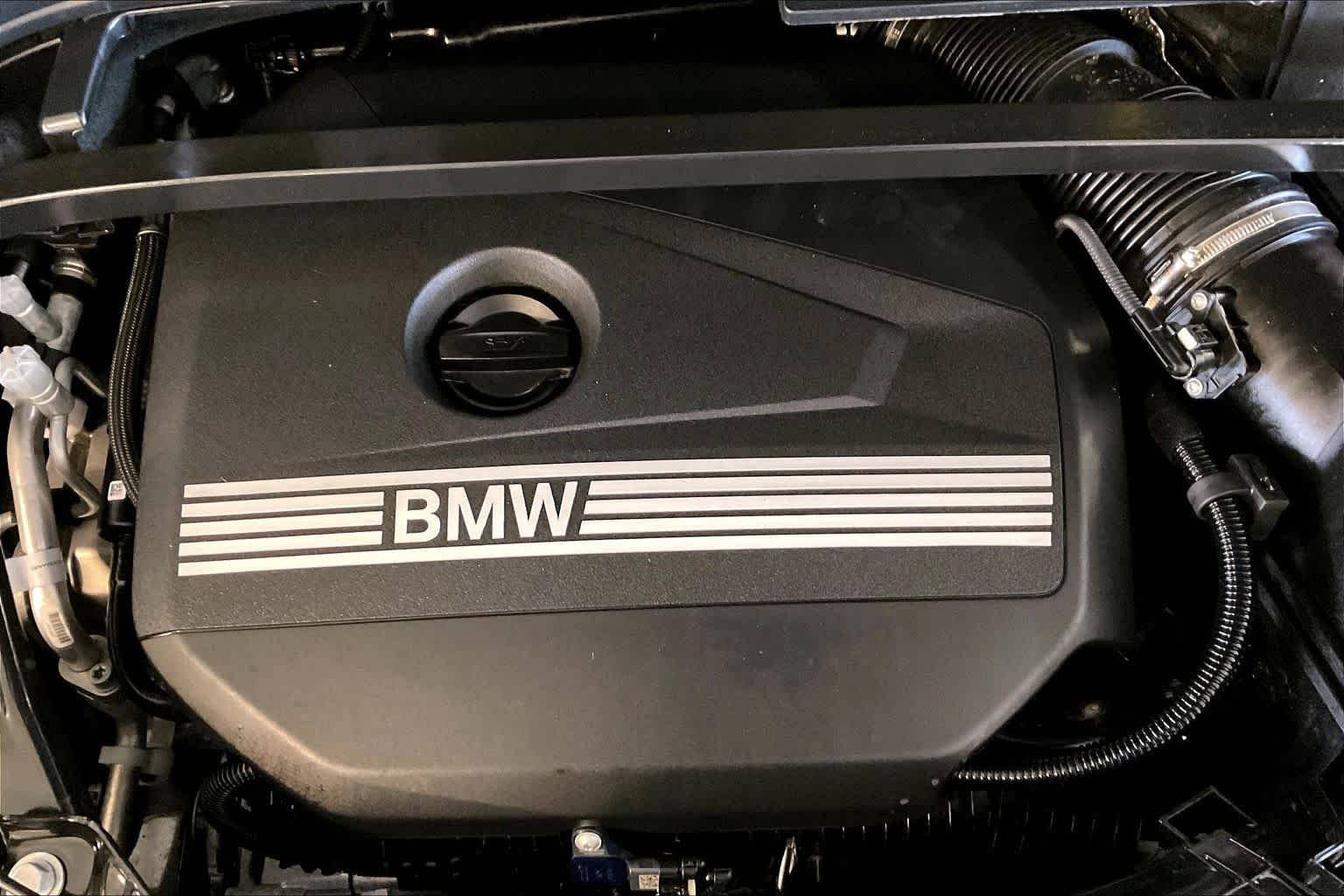 Used 2026 Black Sapphire Metallic BMW xDrive28i image 29