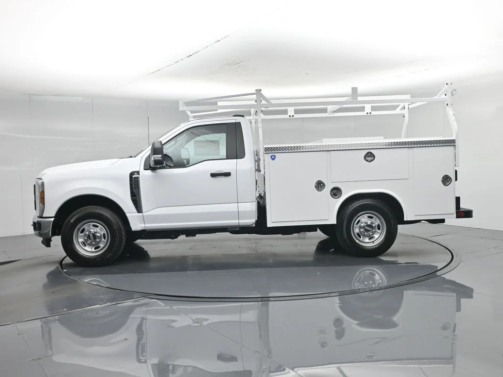 New 2026 White Ford XL image 29