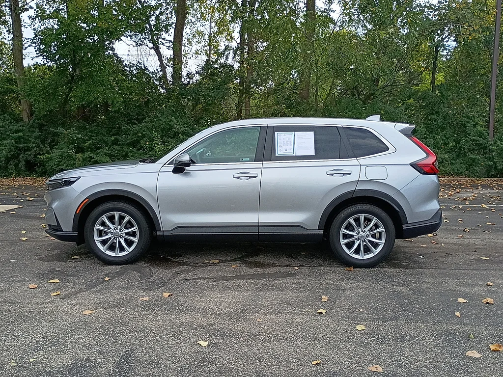 Certified Used 2024 Lunar Silver Metallic Honda EX image 6