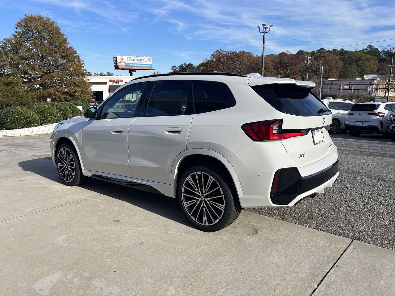 2026 BMW X1 28i - Photo 6