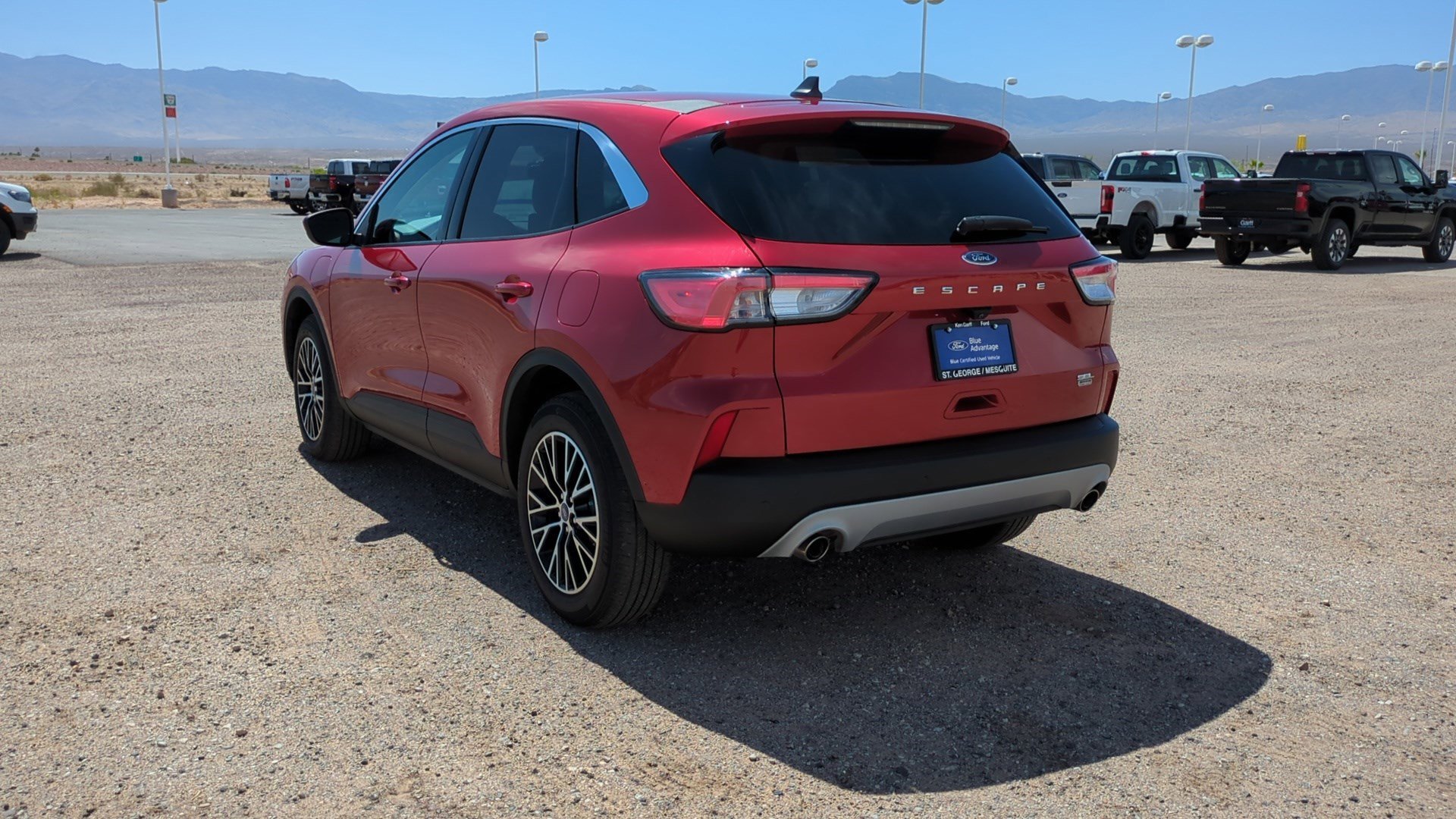 Used 2022 Red Metallic Ford SEL Plug-In Hybrid image 5