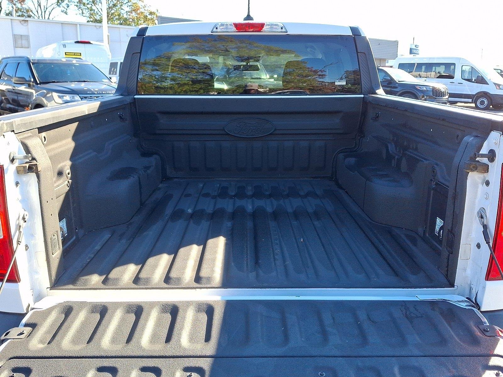 Used 2022 Oxford White Ford XL image 28
