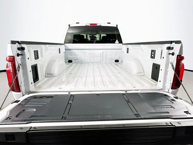New 2026 Avalanche Ford XLT image 25