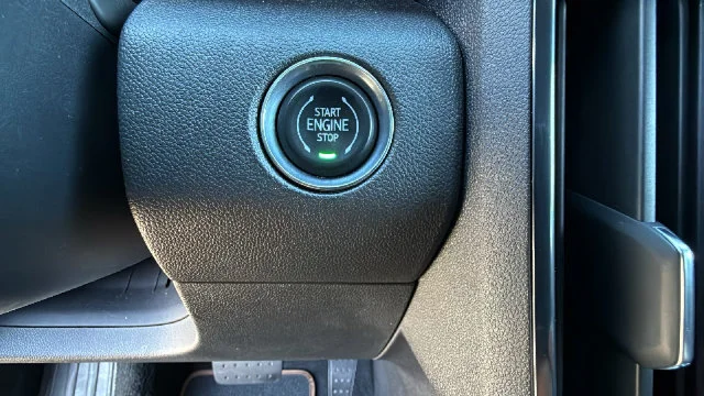 2025 GMC Acadia AT4 - Photo 17