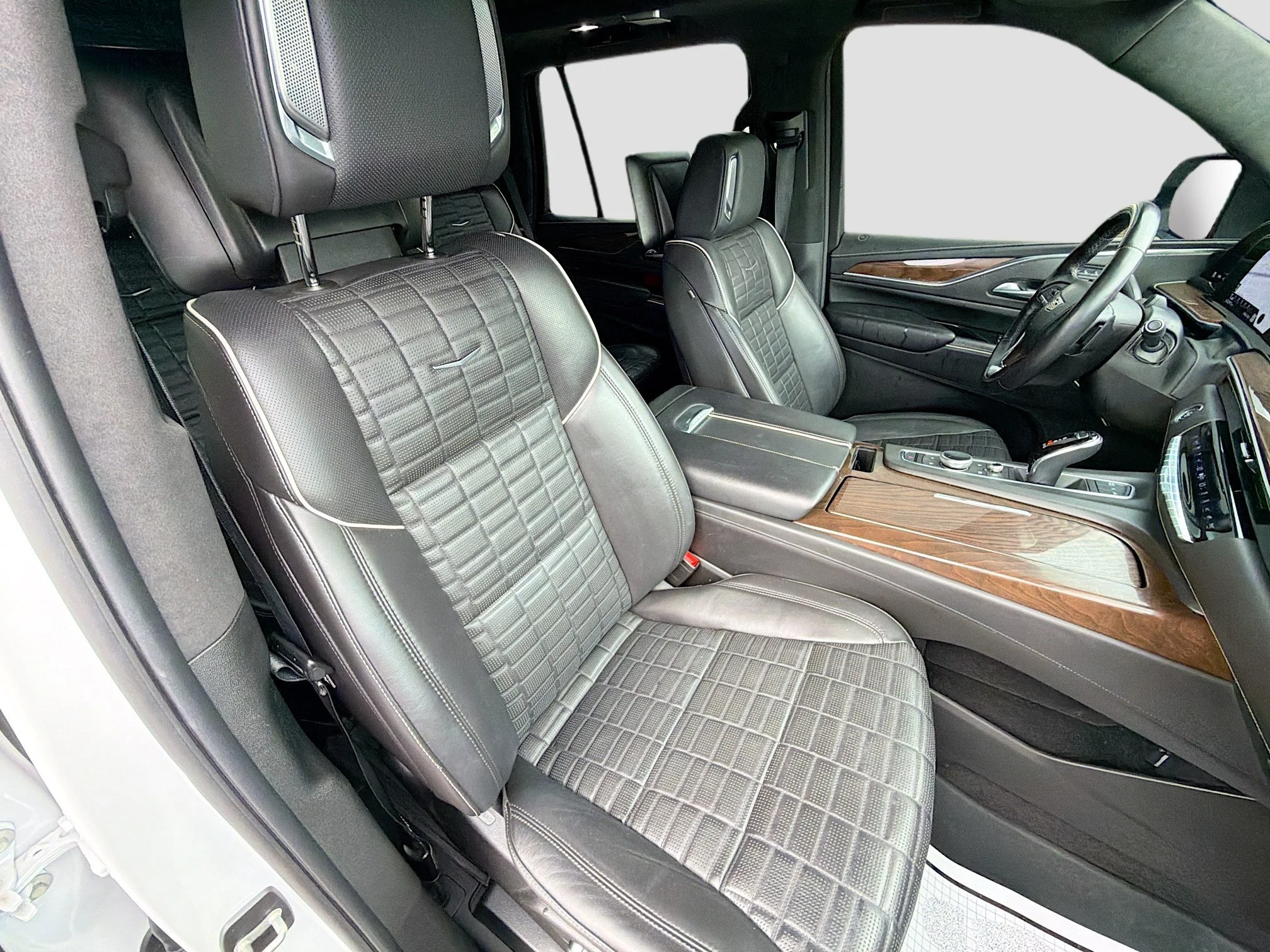 Used 2023 Crystal White Cadillac 4WD Sport Platinum image 14