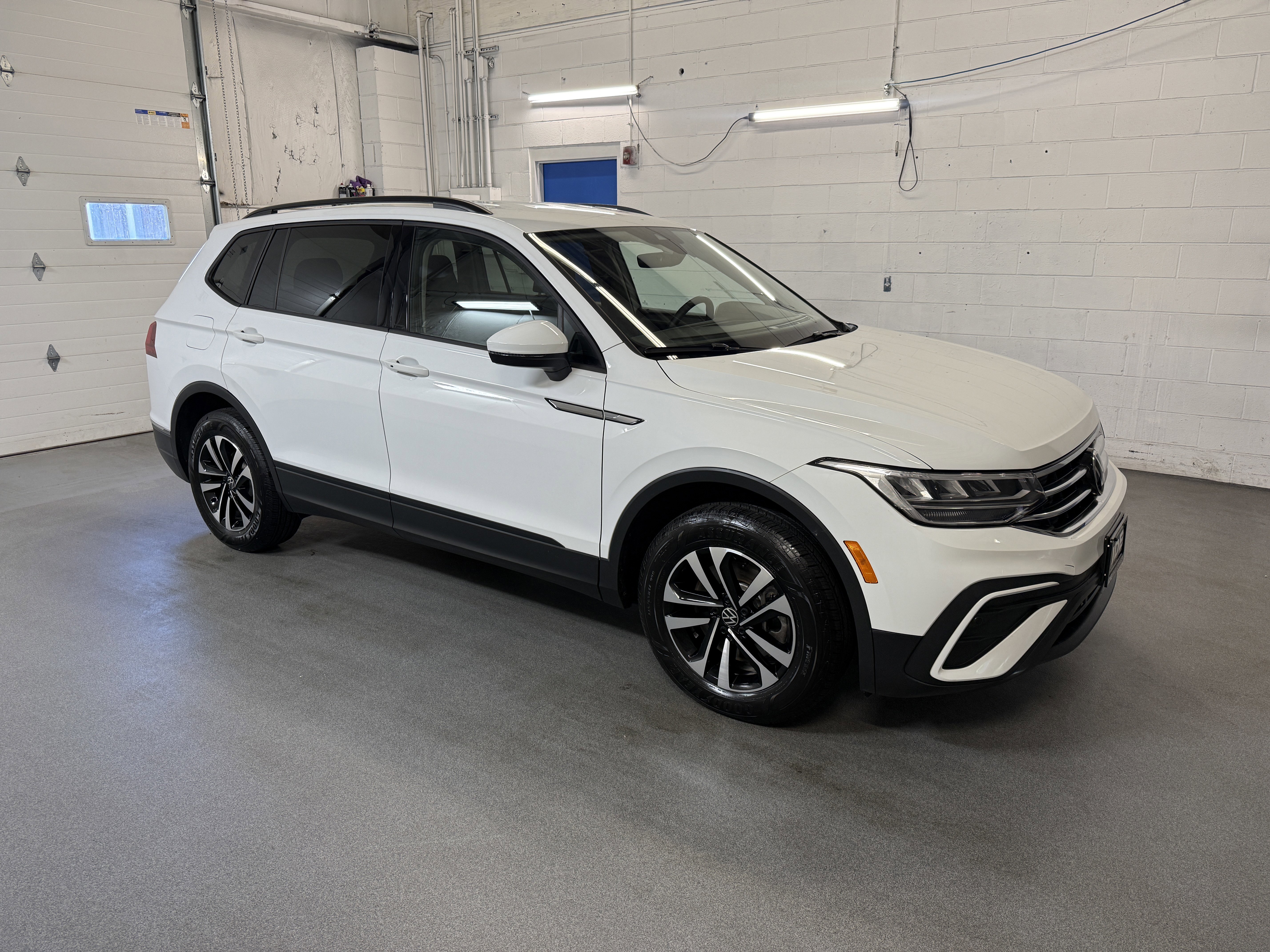 Certified Used 2024 Pure White Volkswagen S image 11