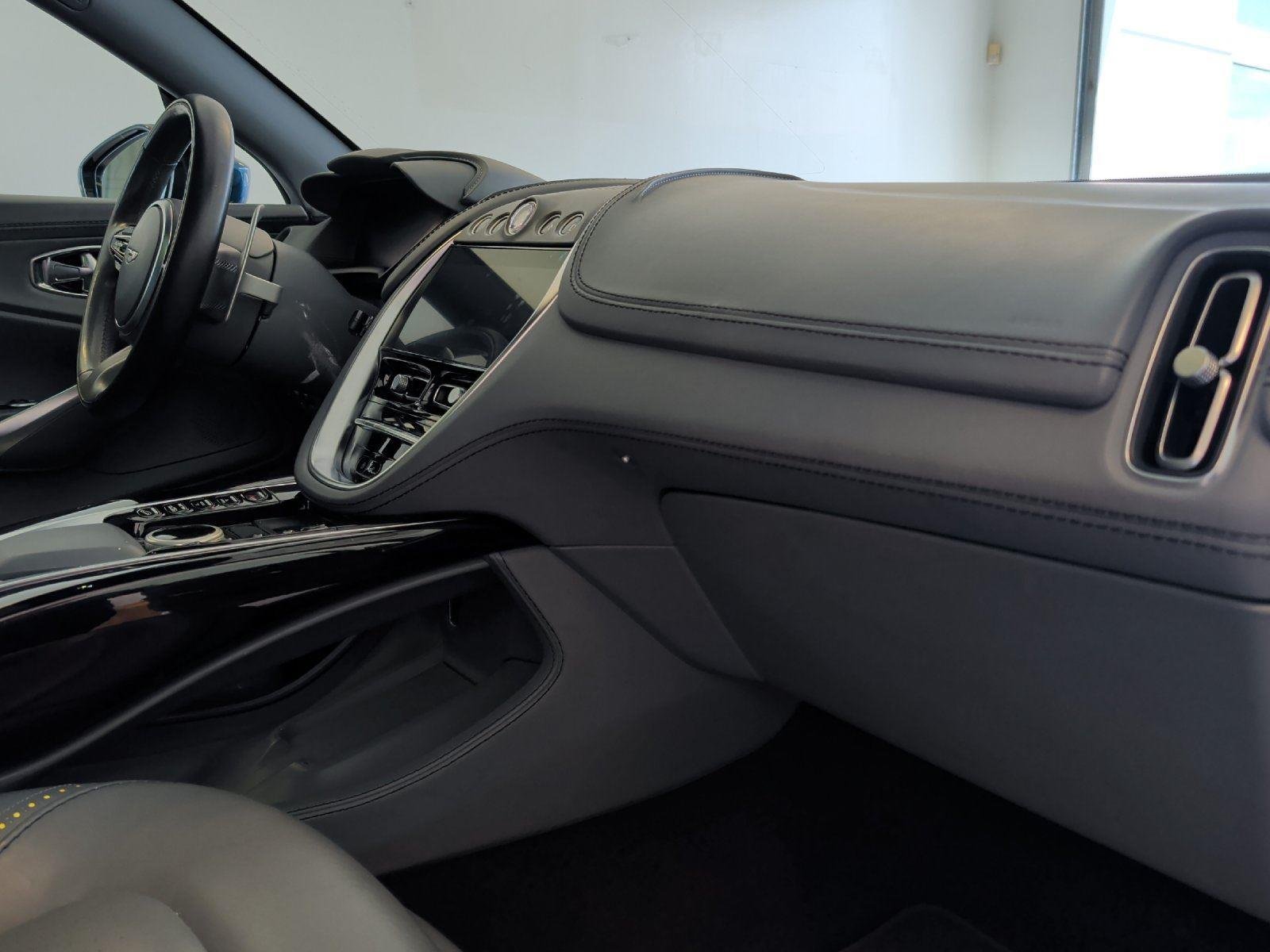 Used 2021 Ocellus Teal Aston Martin Base image 39