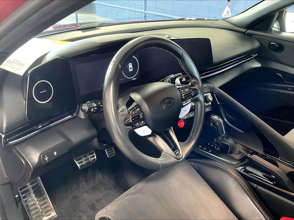 Used 2025 Red Hyundai Base image 8