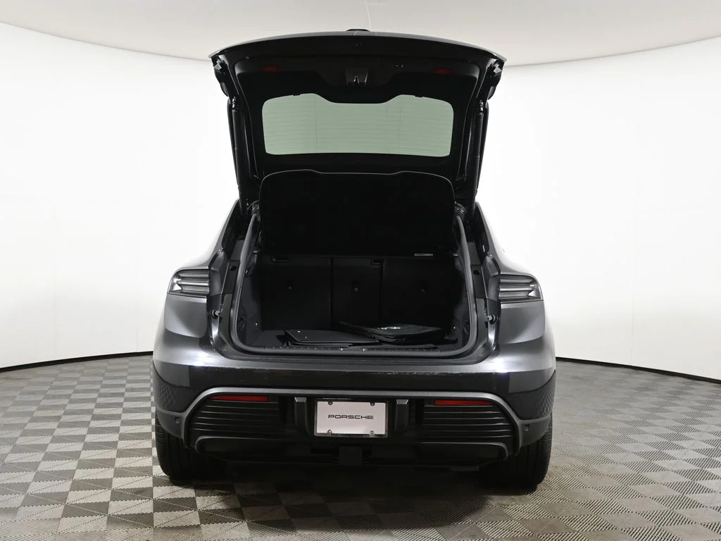 2026 Porsche Macan Base - Photo 42