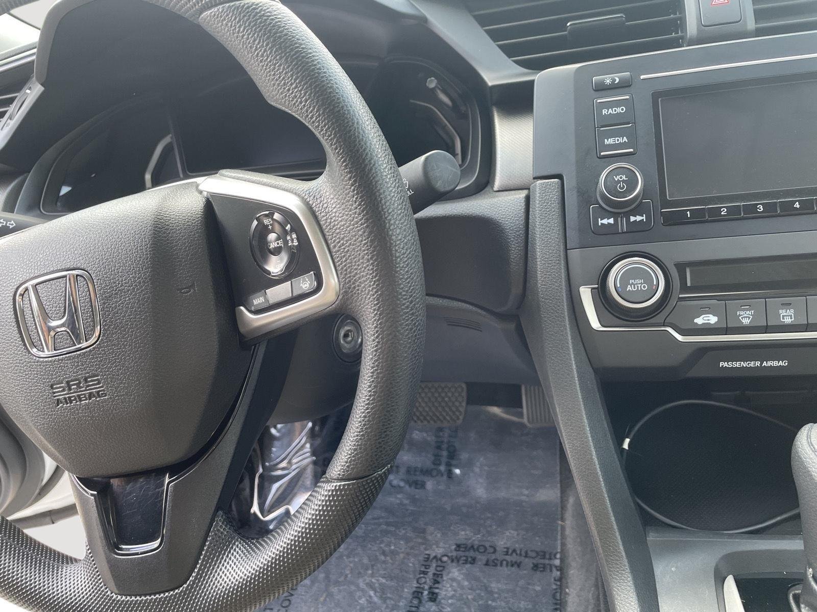 Used 2019 Platinum White Pearl Honda LX image 9