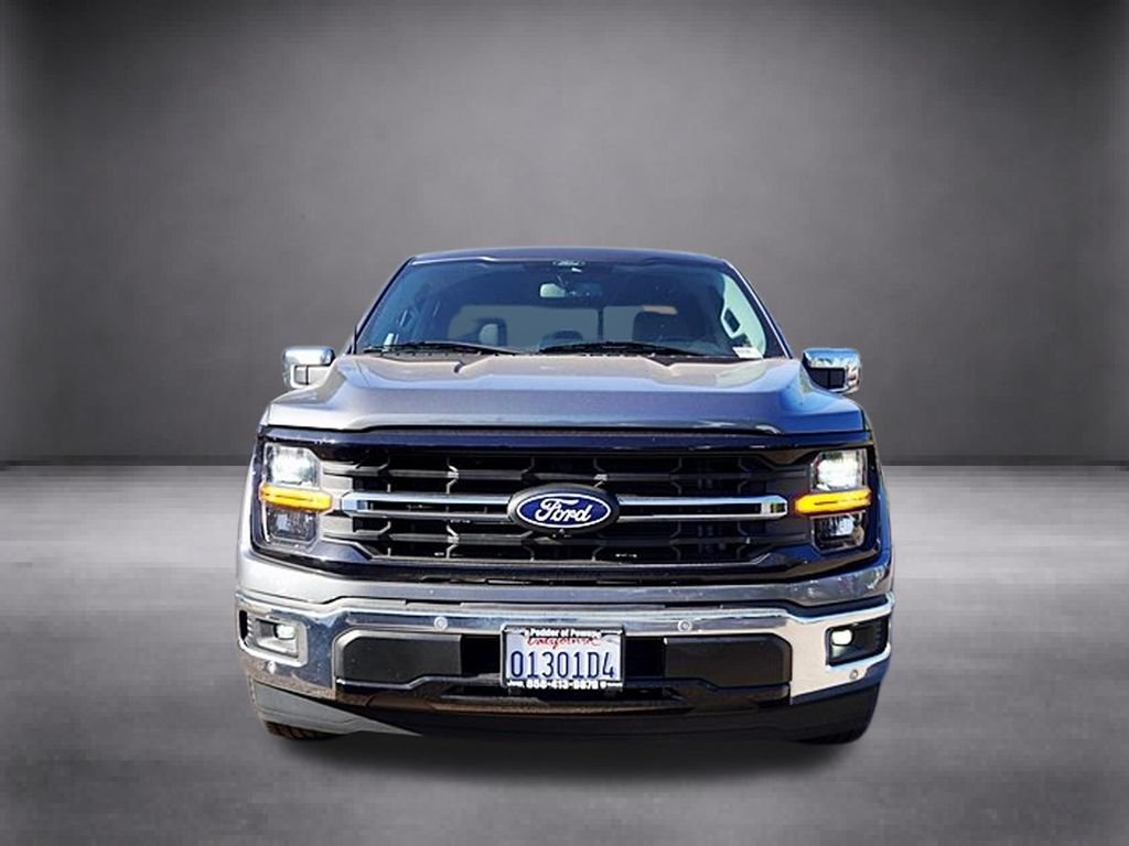 Used 2024 Gray Ford XLT image 10