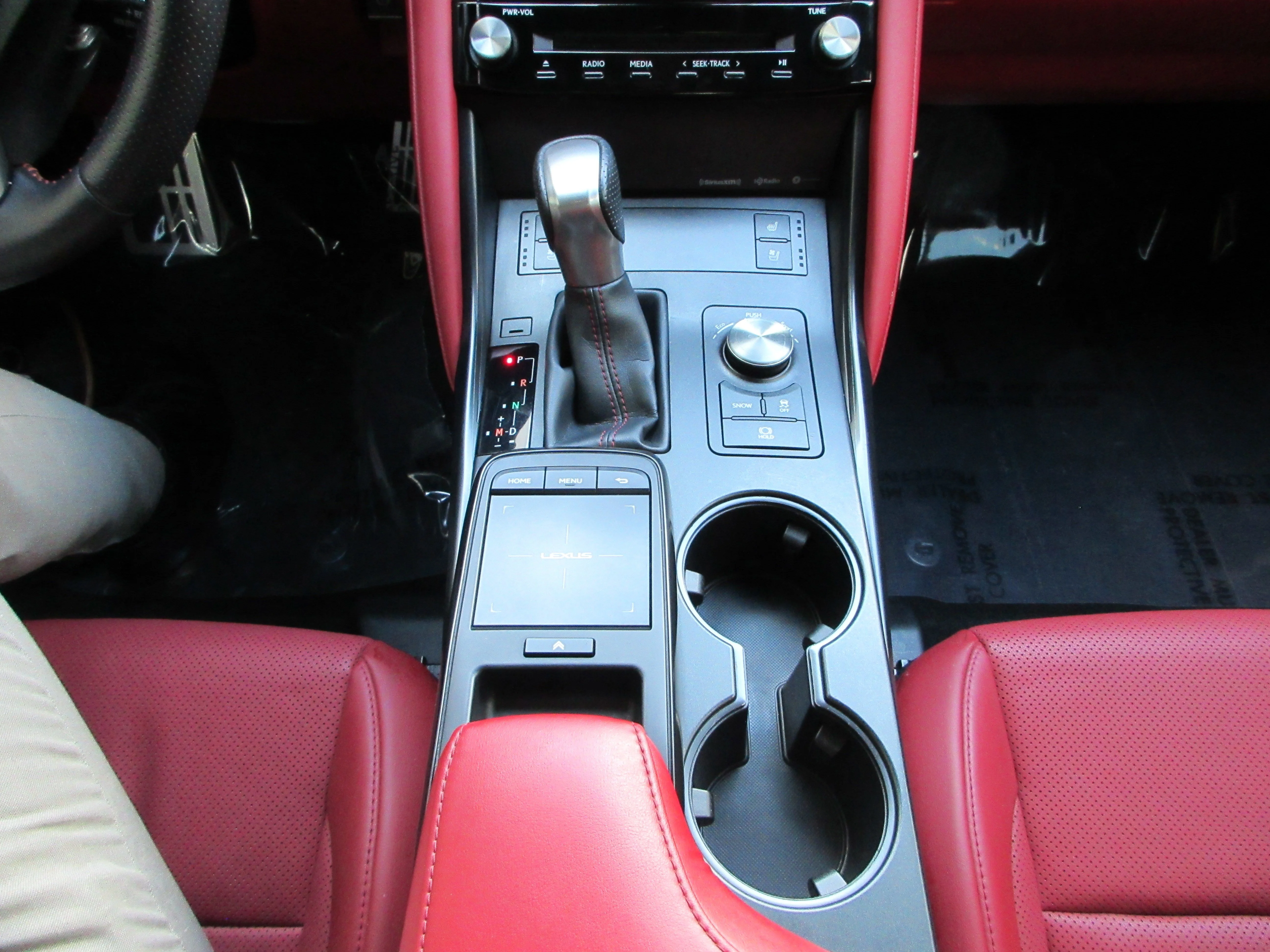 2024 Lexus IS 350 F SPORT - Photo 48