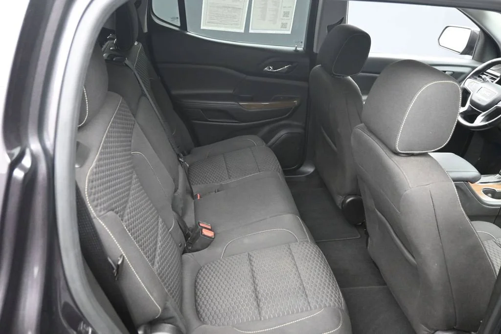 Used 2017 Silver GMC SLE-1 image 20