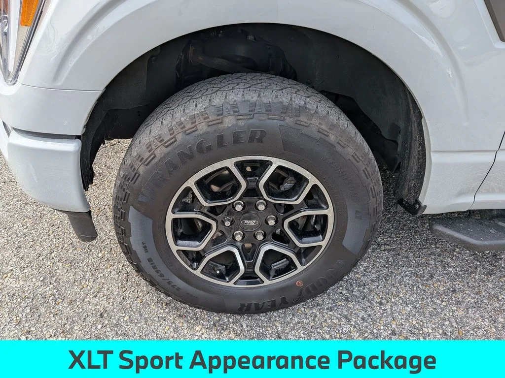 Used 2023 White Ford XLT image 12