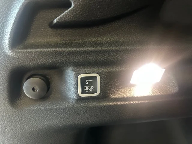 Used 2024 White Jeep Limited image 23