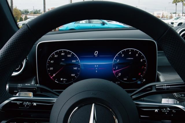 New 2026 Starling Blue Metallic Mercedes-Benz GLC 300 image 31