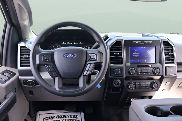 Used 2020  Ford XLT image 11