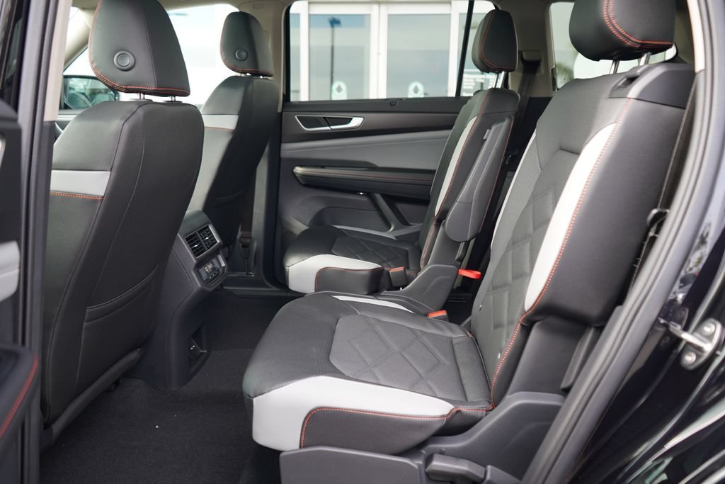 New 2026 Deep Black Pearl Volkswagen Peak Edition image 7