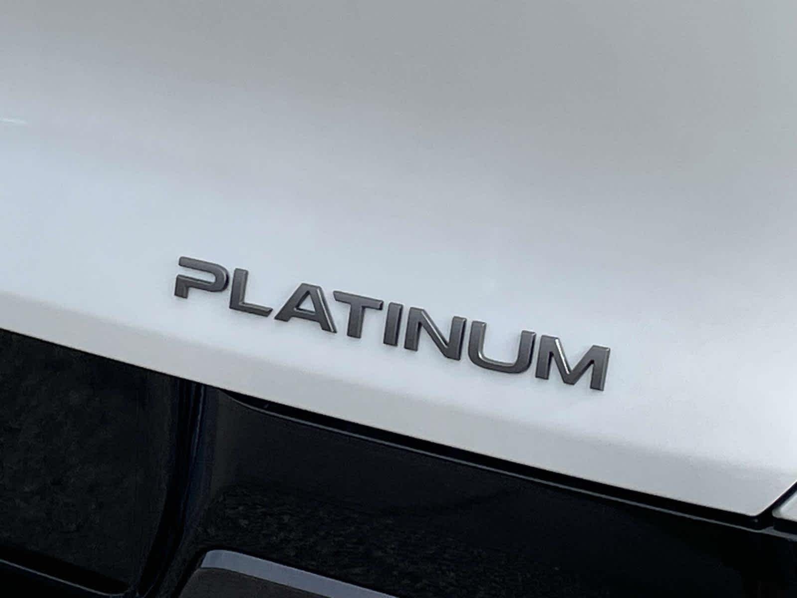 New 2027 Everest White Pearl Tricoat Nissan Platinum image 20