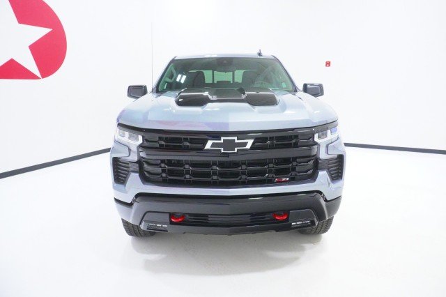 2026 Chevrolet Silverado 1500 LT Trail Boss - Photo 2