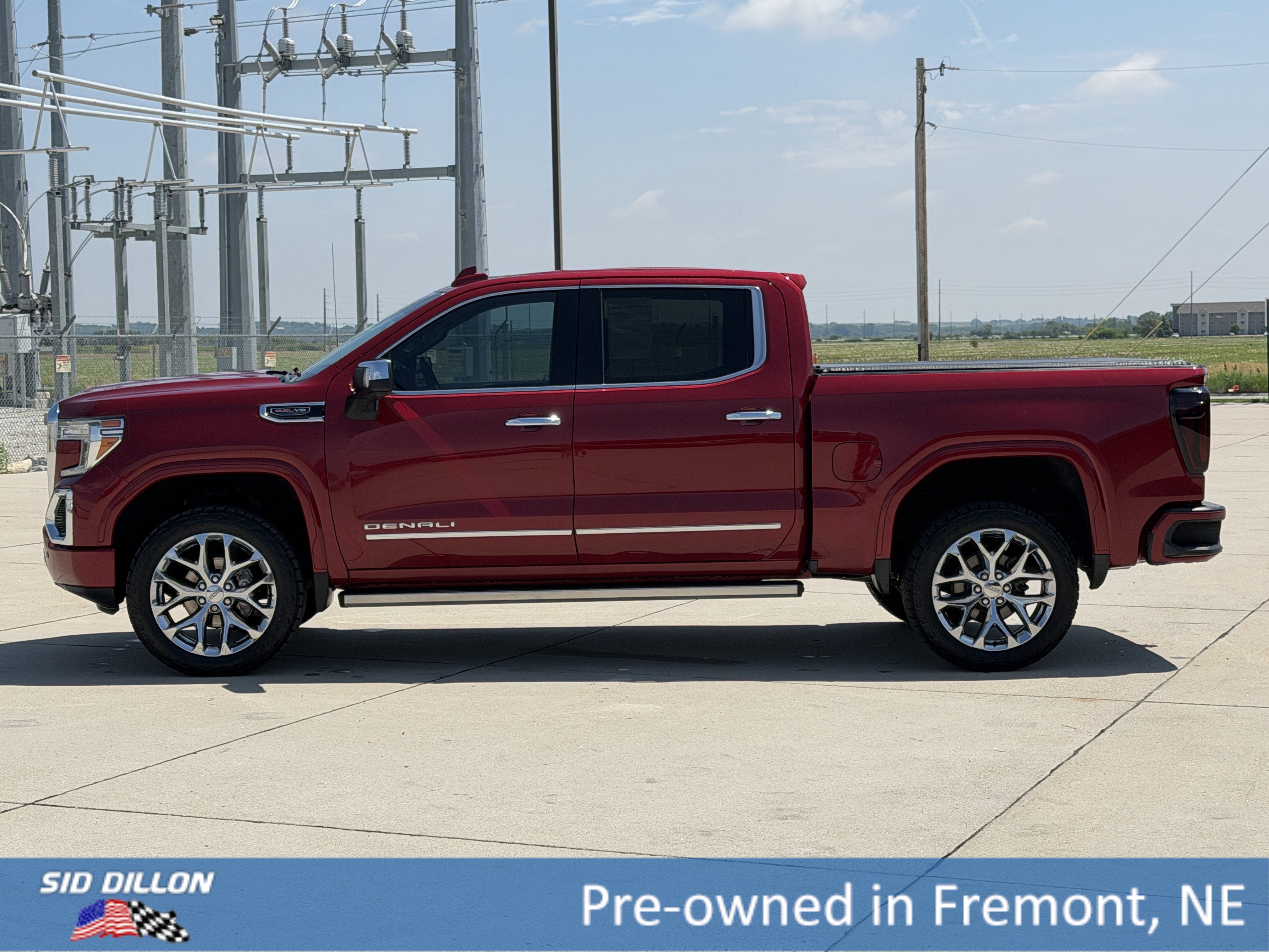 Used 2020 RED QUARTZ TINTCOAT GMC Denali image 9