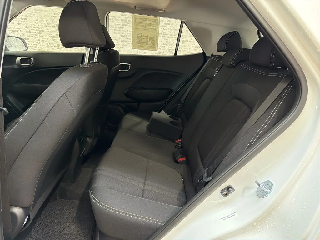 Used 2026 Lunar White Hyundai SEL image 14