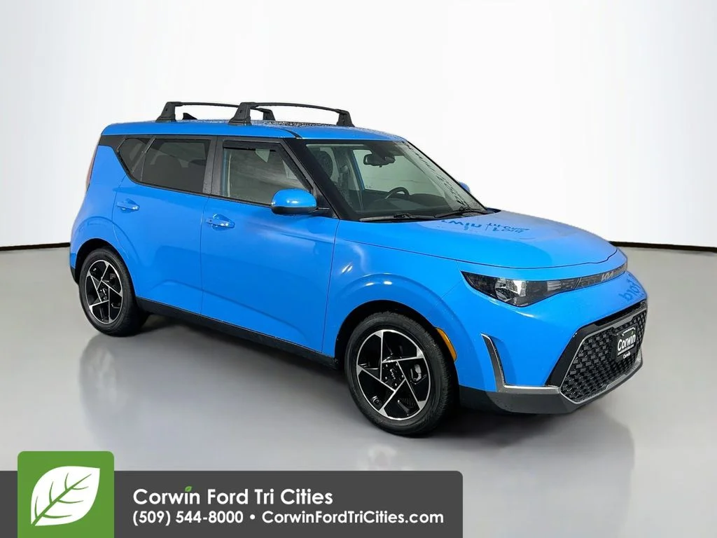 2023 Kia Soul 2.0L EX 6 IVT's photo