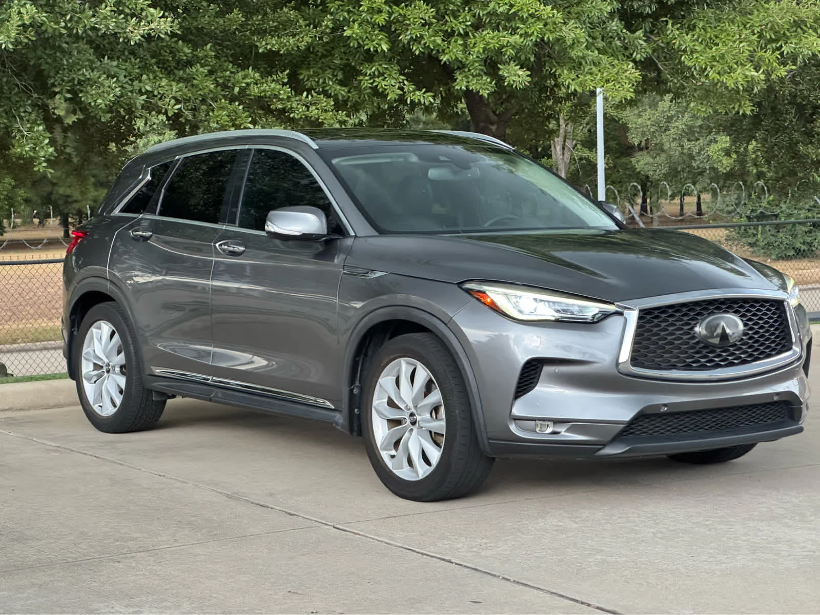 Certified Used 2019 Graphite Shadow INFINITI ESSENTIAL image 4