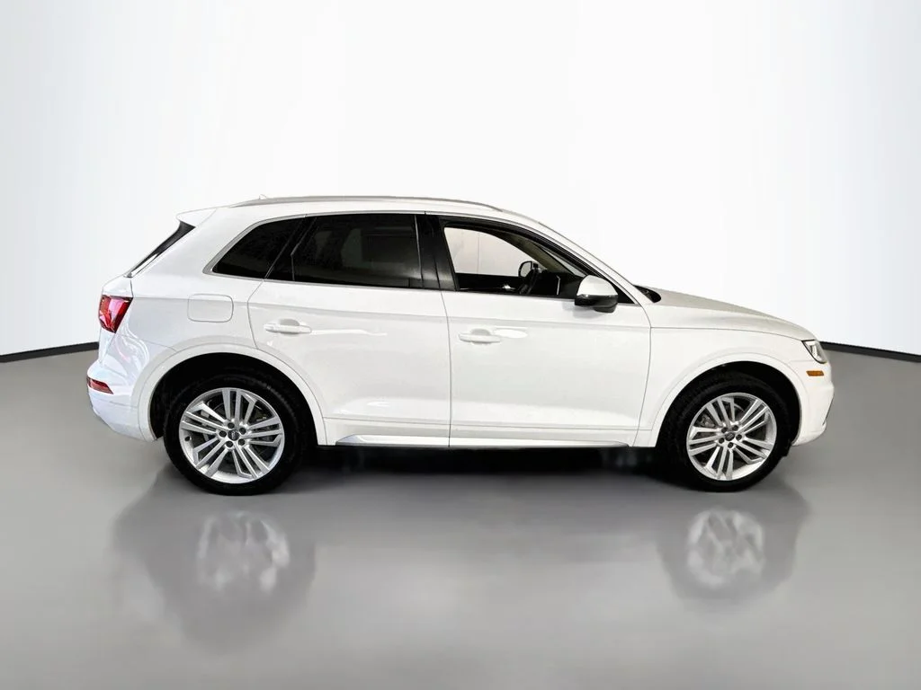 Used 2018 Ibis White Audi Premium Plus image 14