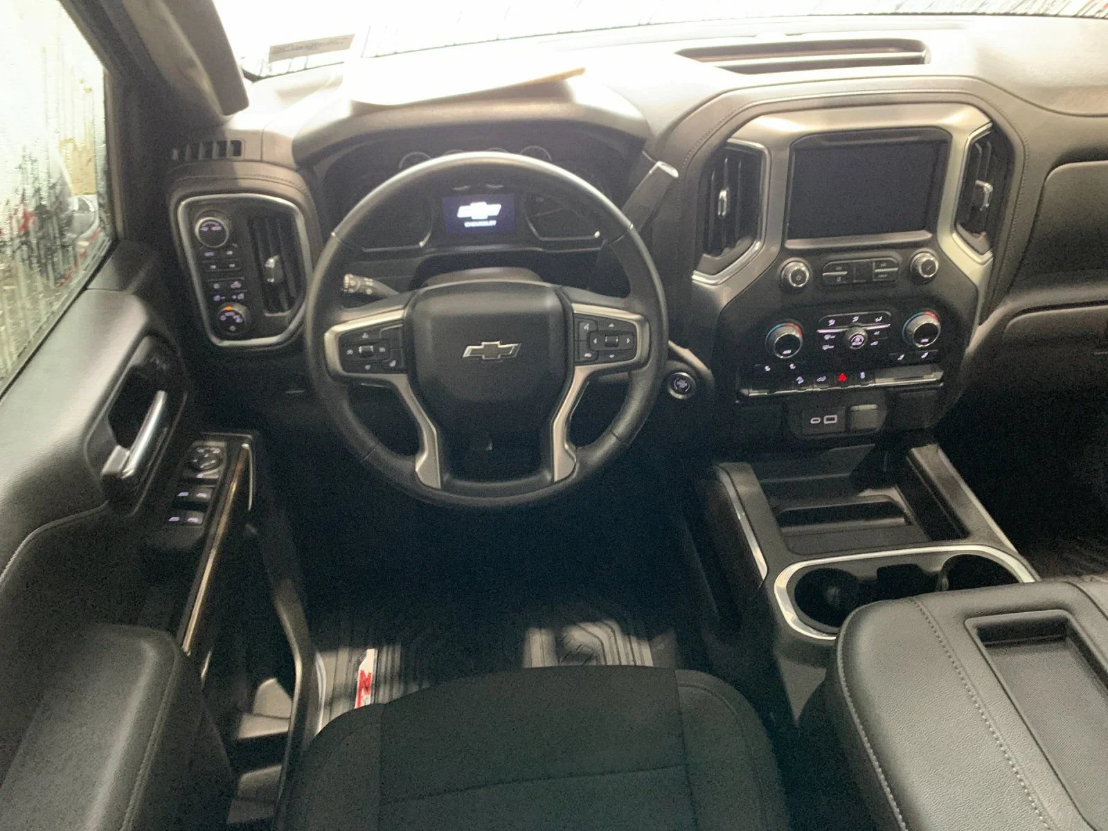 Used 2022 CHERRY RED TINTCOAT Chevrolet LT Trail Boss image 16