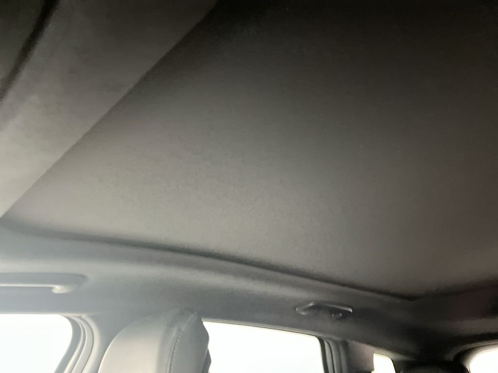 Used 2025 Green Kia X-Line image 22
