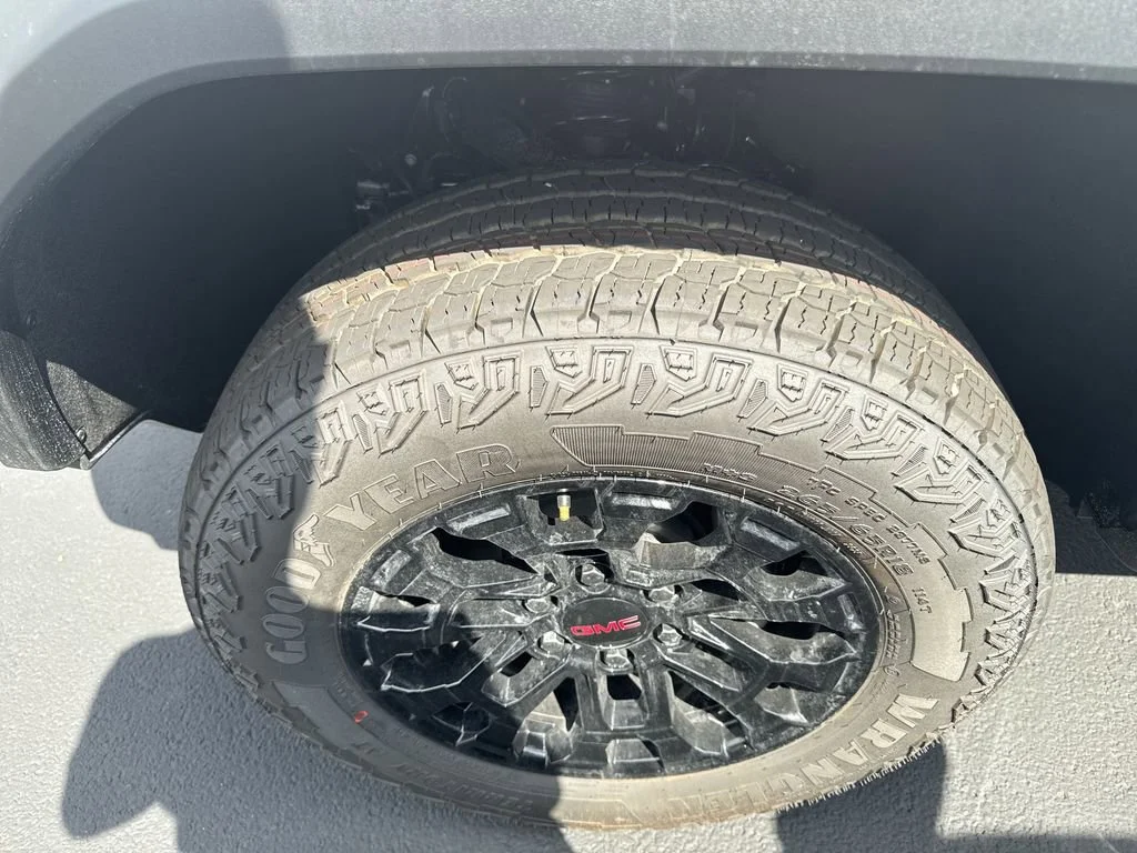 New 2026 Summit White GMC Elevation image 16