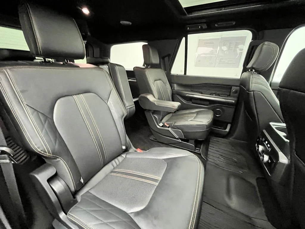 Used 2022 Black Ford Platinum image 38
