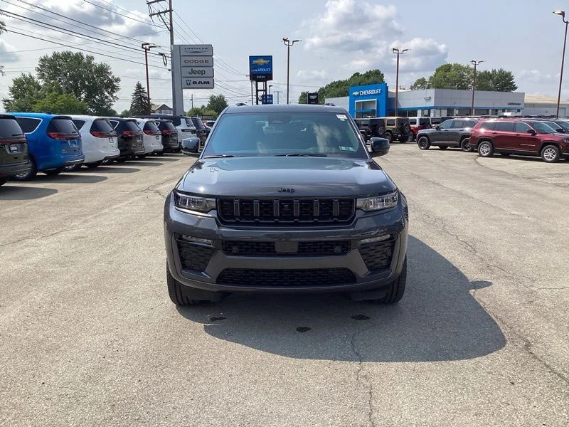 New 2026 Baltic Gray Metallic Clearcoat Jeep Limited Reserve image 2
