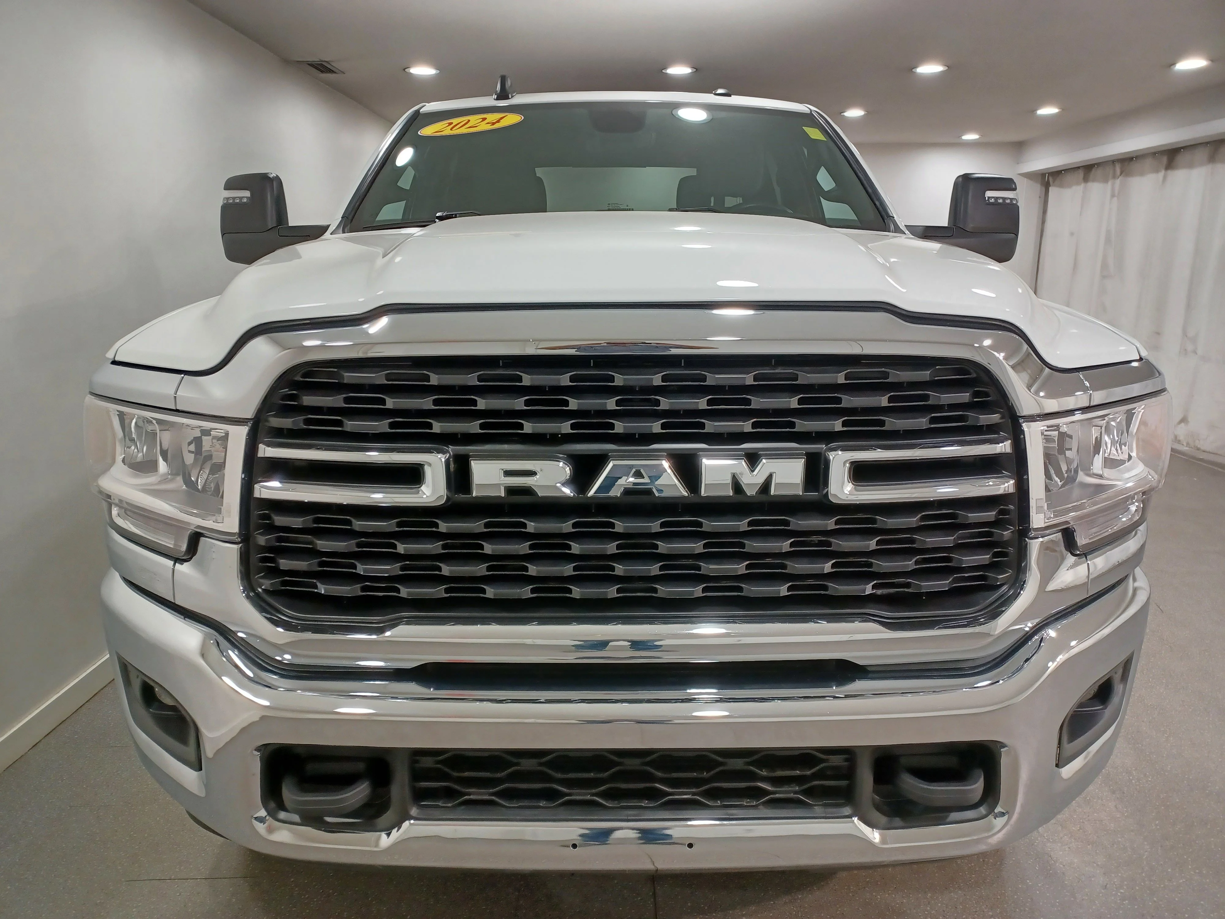 Certified Used 2024 Bright White Ram Bighorn 4x4*6.7L Cummins Diesel | 6 Pass | 6 Foot Box | Htd Power Fold MIrrors | Tow Pkg image 3