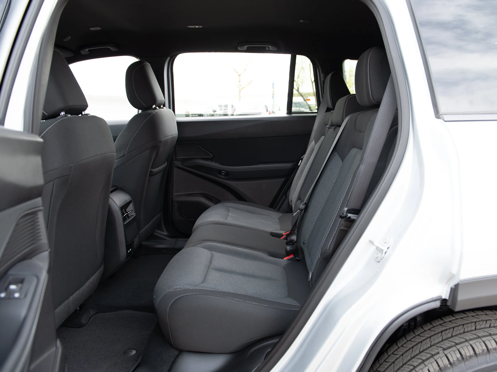New 2026 Silver Jeep Laredo * Hybrid image 20