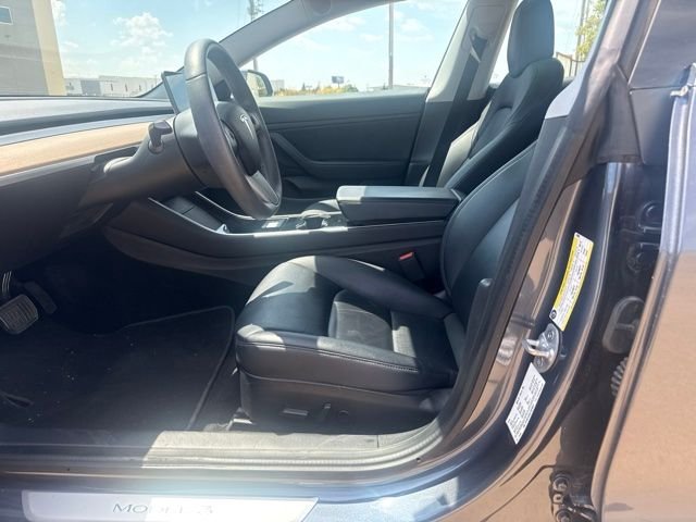 Used 2020 Gray Tesla Long Range image 10