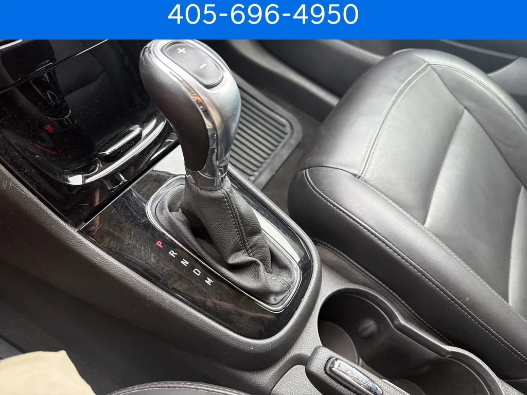 Pre-Owned 2019 Buick Encore Essence